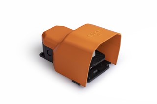 PDK Serisi Metal Korumalı 2*(1NO+1NC) İki Kademeli Tekli Turuncu Plastik Pedal